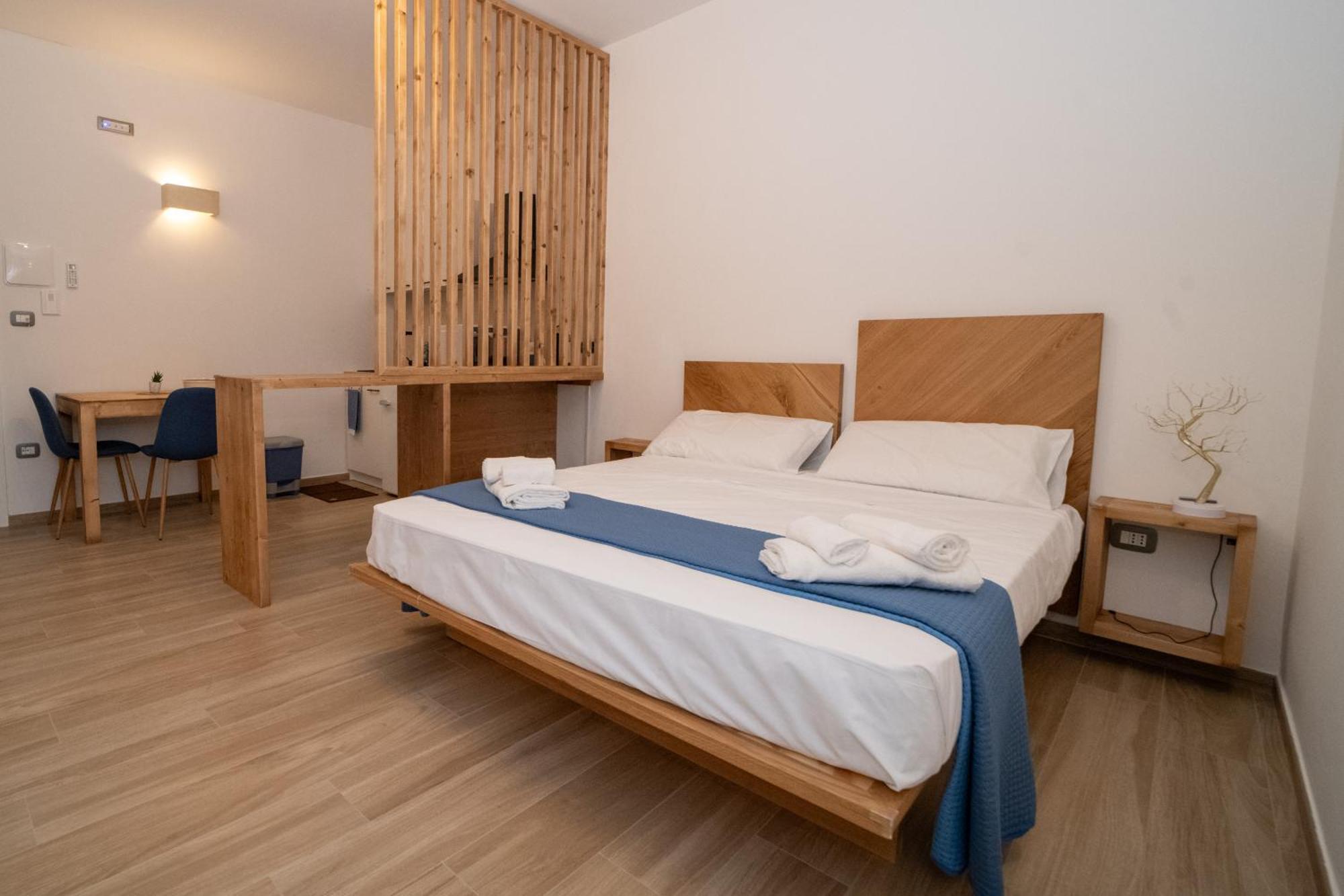 Pietra Bianca Bed & Breakfast Cutrofiano Ngoại thất bức ảnh