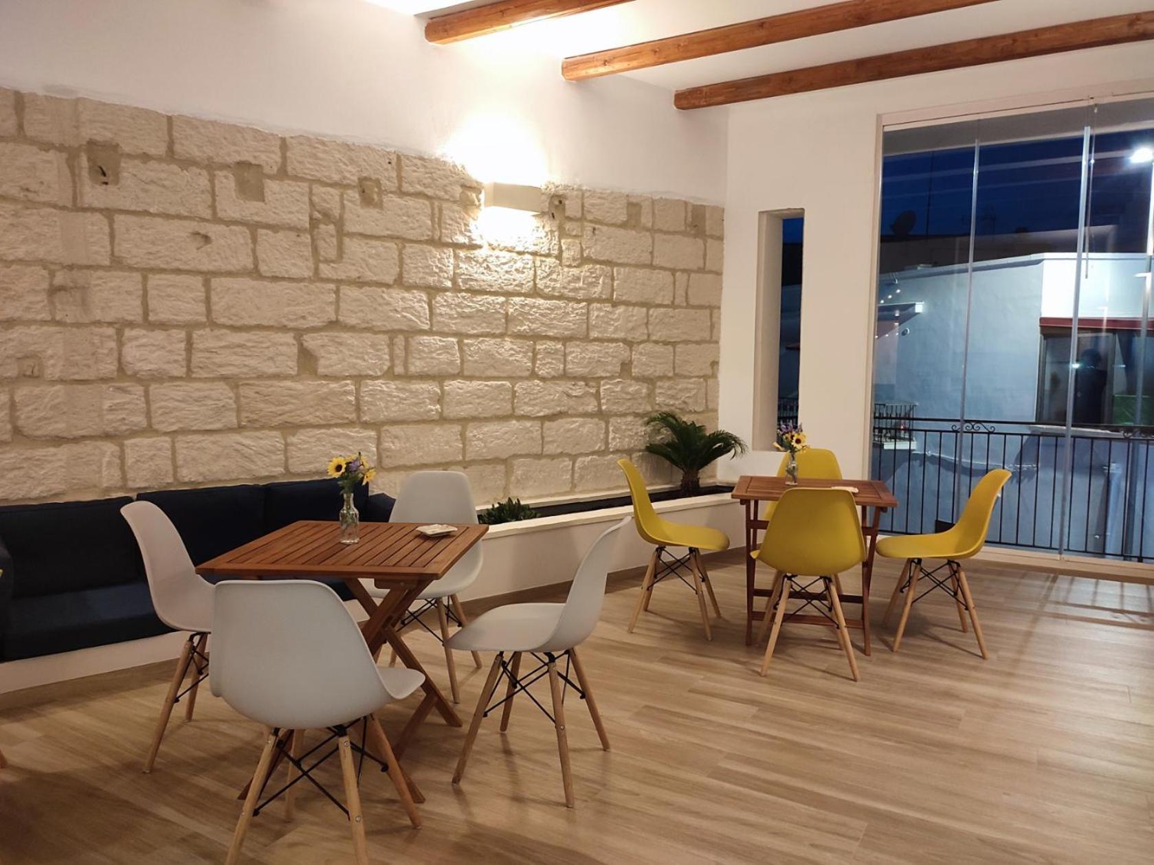 Pietra Bianca Bed & Breakfast Cutrofiano Ngoại thất bức ảnh