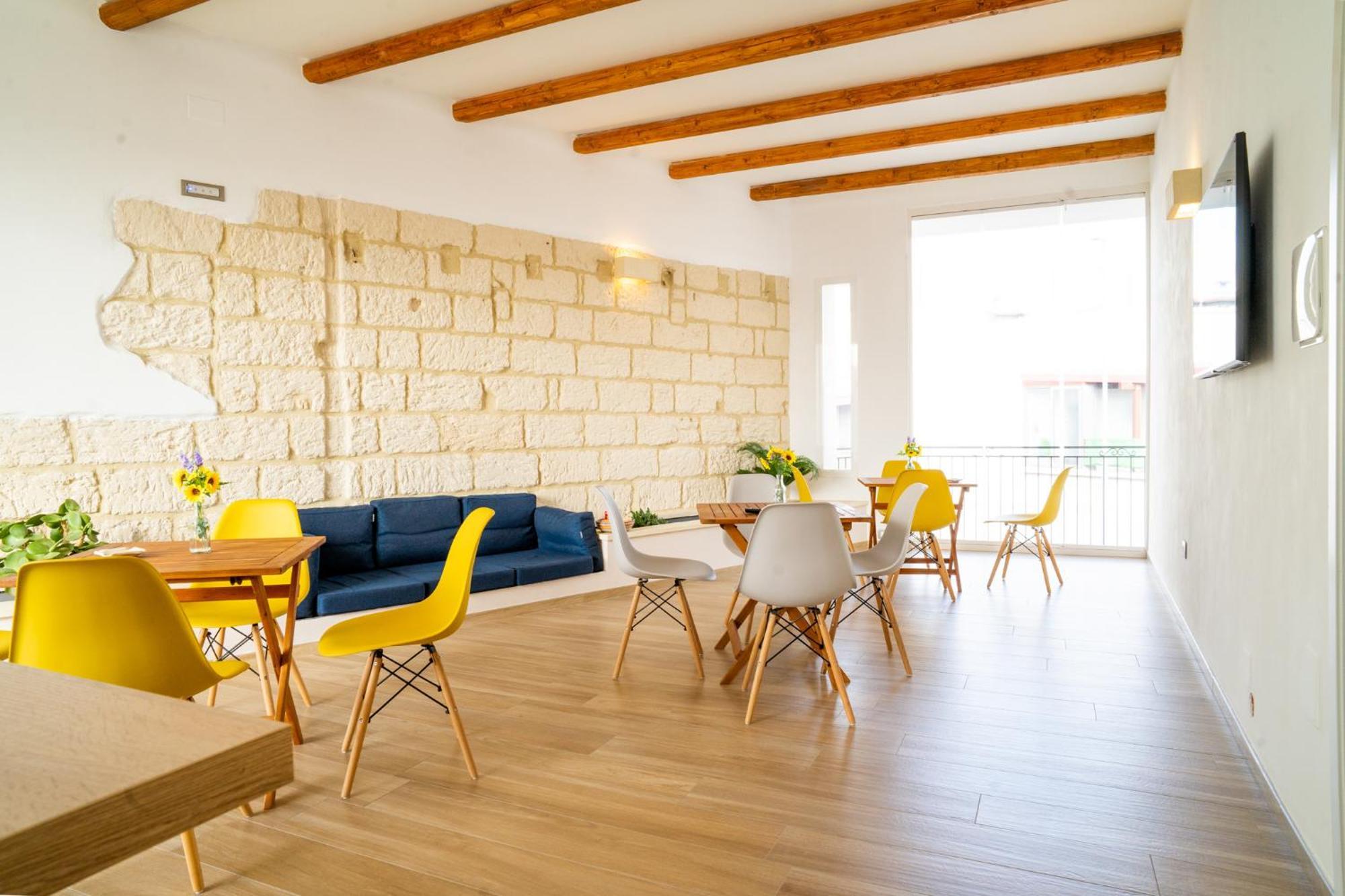 Pietra Bianca Bed & Breakfast Cutrofiano Ngoại thất bức ảnh