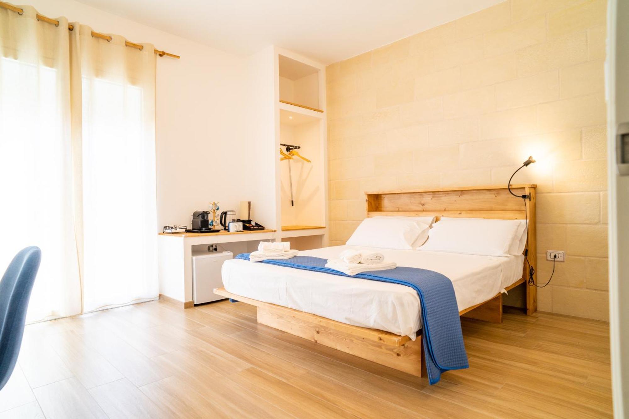 Pietra Bianca Bed & Breakfast Cutrofiano Ngoại thất bức ảnh