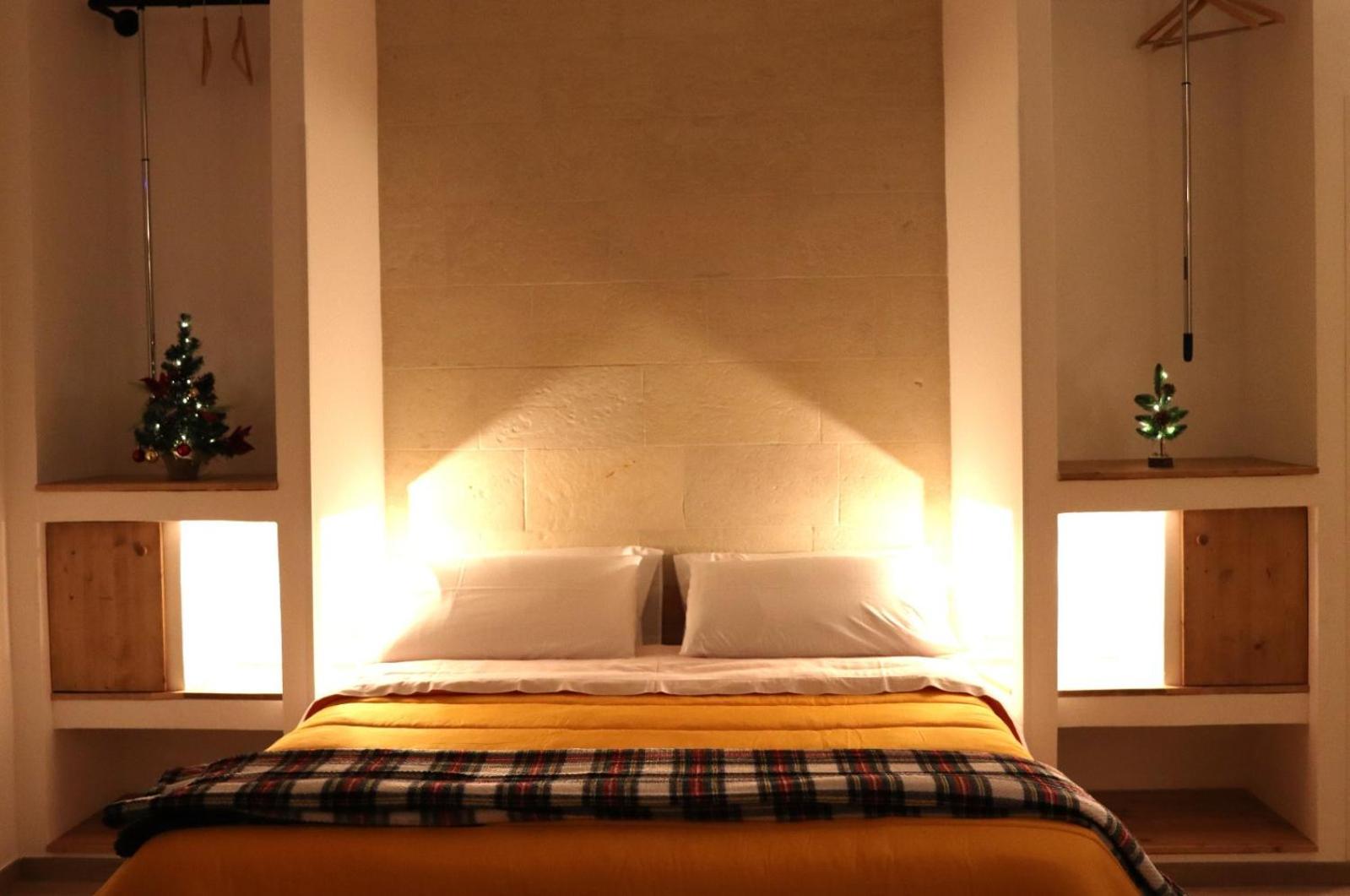 Pietra Bianca Bed & Breakfast Cutrofiano Ngoại thất bức ảnh